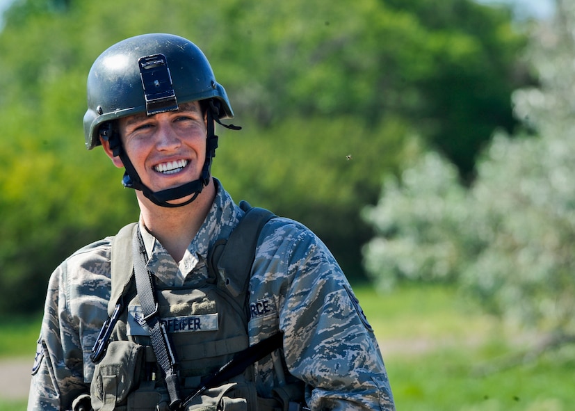 MINOT AIR FORCE BASE, N.D. -- Staff Sgt. Ryan Pfeifer, 791st Missile Security Forces Squadron convoy response force leader, sizes up a trainer launch facility during a convoy training mission here Aug. 12. (U.S. Air Force photo by Senior Airman Benjamin Stratton)