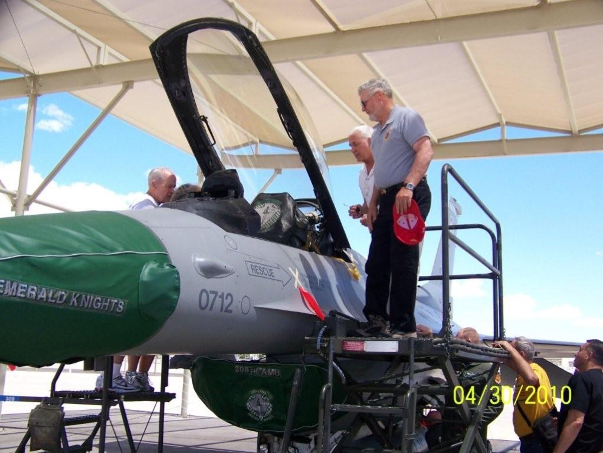 Members of the 3rd Force Reconnaissance Company, a U.S. Marine Corps special
operations unit in Vietnam, visited Luke Air Force Base earlier this year
during their annual reunion. While the F-16 did not provide air support for
the unit during Vietnam, these Marines enjoyed viewing an F-16 because it is
similar to the F-4 Phantom that did provide them air support during the
Vietnam War.  (Courtesy photo)
