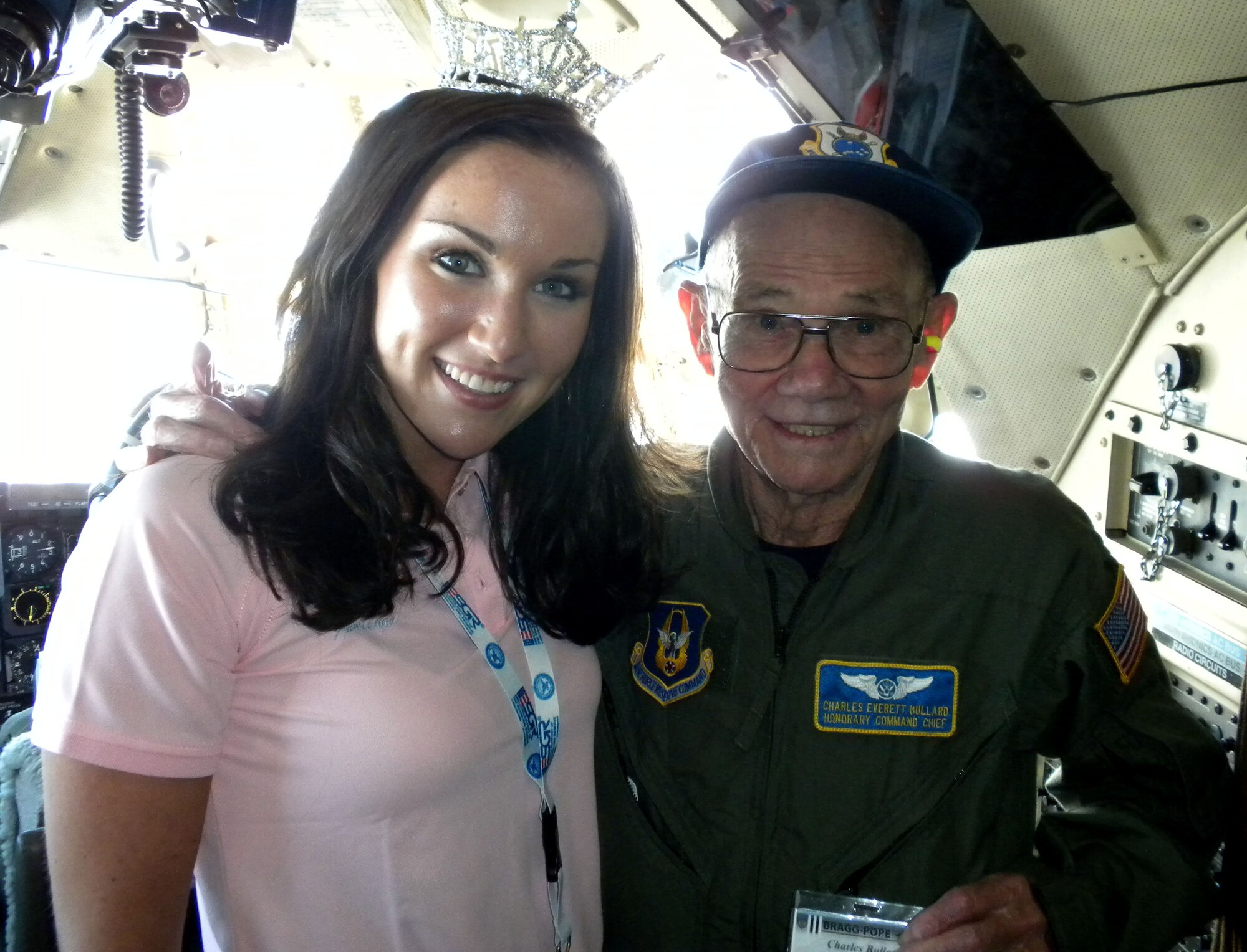 Mr. Charles Bullard, 440th Airlift Wing's Honorary Command Chief was part of the VIP's during a recent ESGR trip to Niagara Falls, N.Y. Accompanying Mr. Bullard is Miss North Carolina, Adrienne Core. (Air Force photo by Jerry Green)       