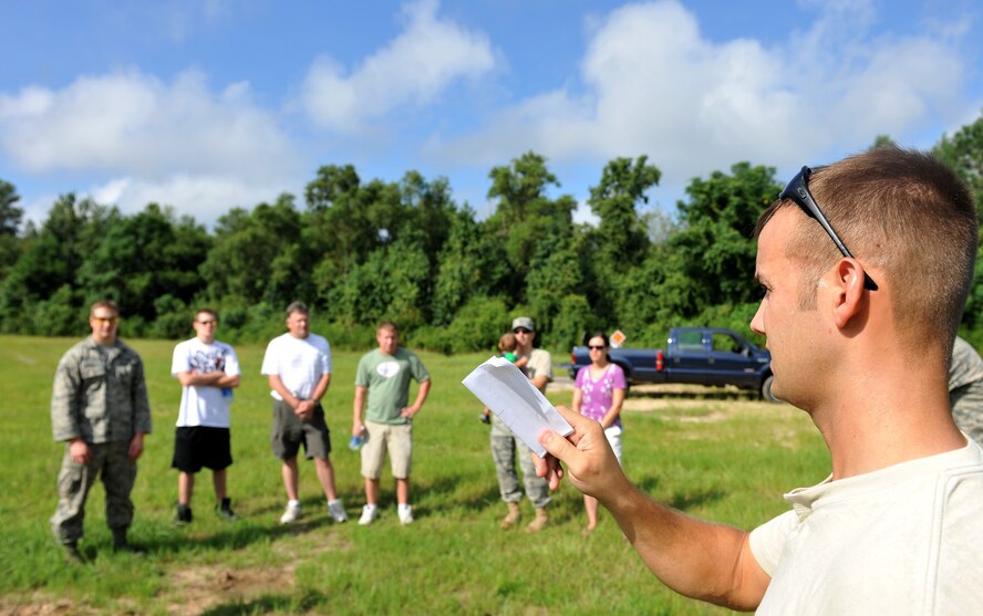 MOODY AIR FORCE BASE, Ga. -- Staff Sgt. Steve Harris, 23rd Civil Engineer Squadron Explosive Ordnance Disposal flight craftsman, provides all participating individuals a safety brief during a training exercise for setting up explosives here Aug. 16. One of the most important procedures done before training takes place is to ensure proper safety measures are being implemented. (U.S. Air Force photo/Airman 1st Class Joshua Green)
