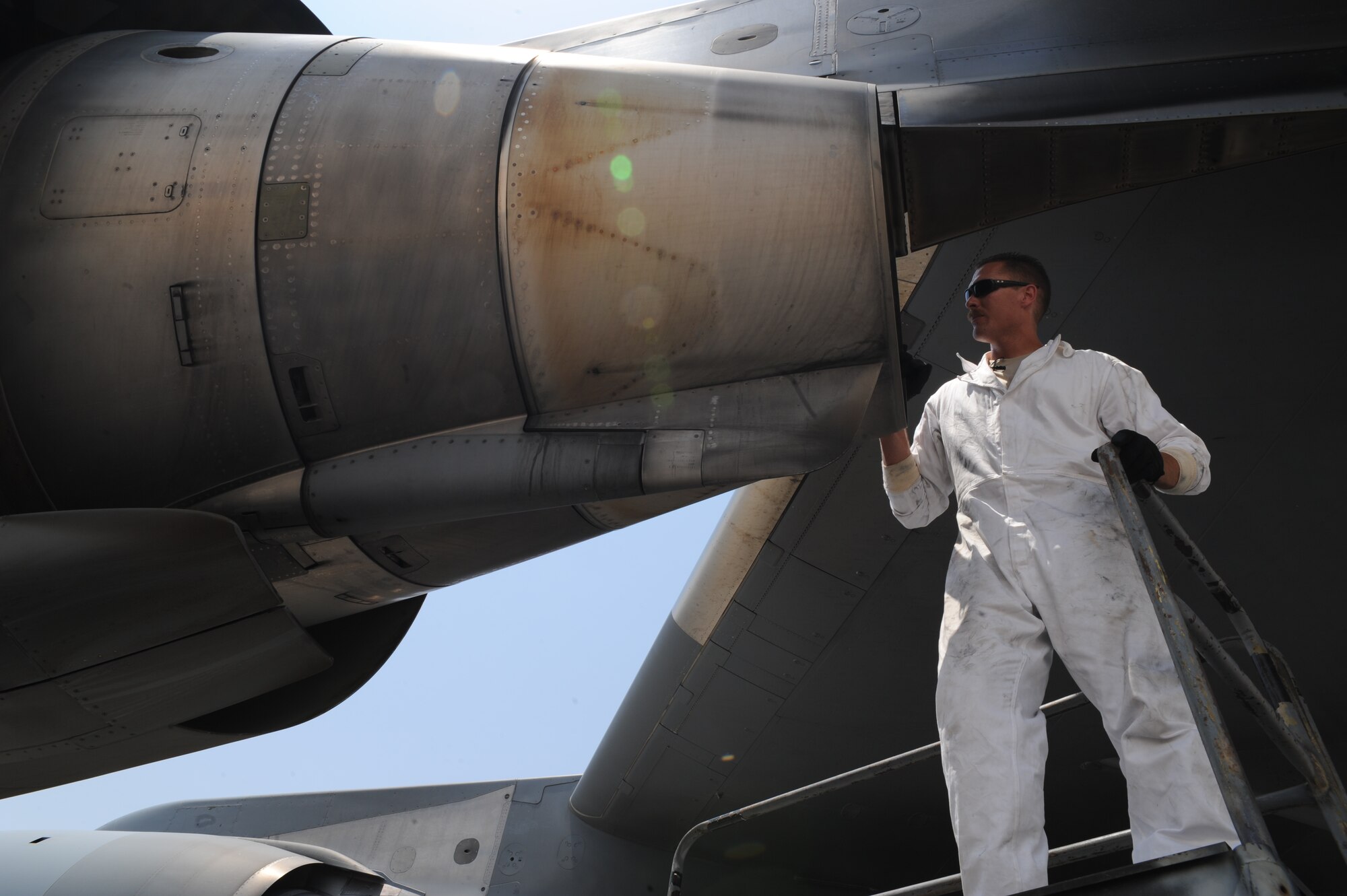 Technical Sergeant Joseph Pierson performs exhaust checks on a C-17 Globemaster III at an undisclosed location in Southwest Asia August 13. Sergeant Pierson is a jet engine mechanic with the 8th Expeditionary Aircraft Maintenance Squadron and is deployed from Travis AFB, Calif. (U.S. Air Force photo/Senior Airman Katie Gieratz)  
