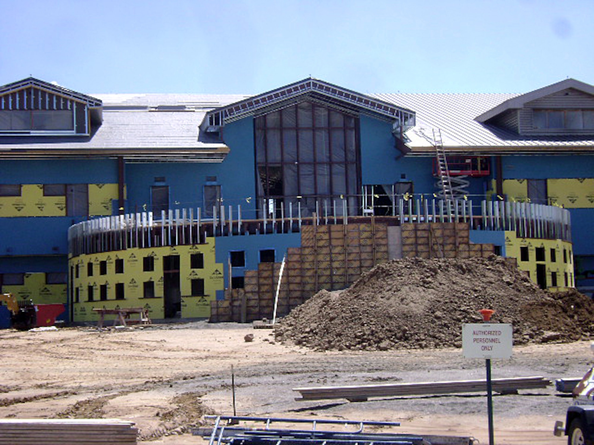 ARPC's new building at Buckley Air Force base has been under construction since July 2009. Expected to be finished in April 2011, the new facility will be certified a silver rating by the U.S. Green Building Council. (Photo by Mark Wika, US Army Corps of Engineers)