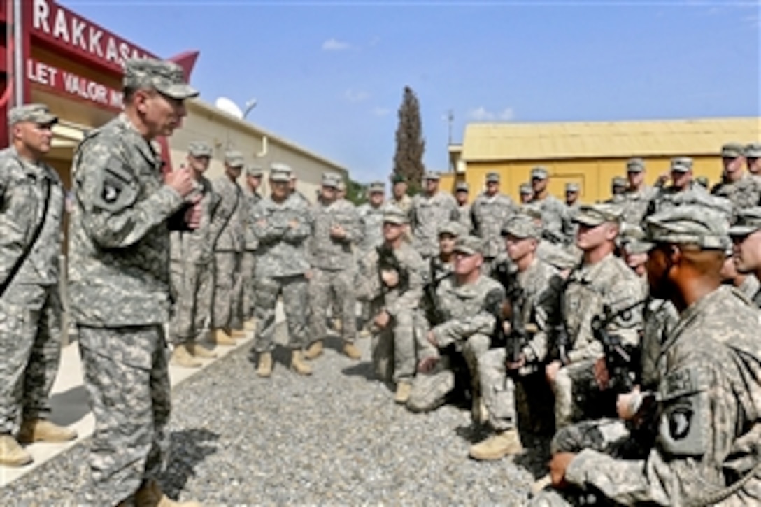 U.S. Army General David H. Petraeus, commander, International Security Assistance Force, talks to soldiers on Forward Operating Base Salerno in Khost province, Afghanistan, Aug. 19, 2010. The soldiers are assigned to the 101st Airborne Division's Air Assault, 3rd Brigade Combat Team.