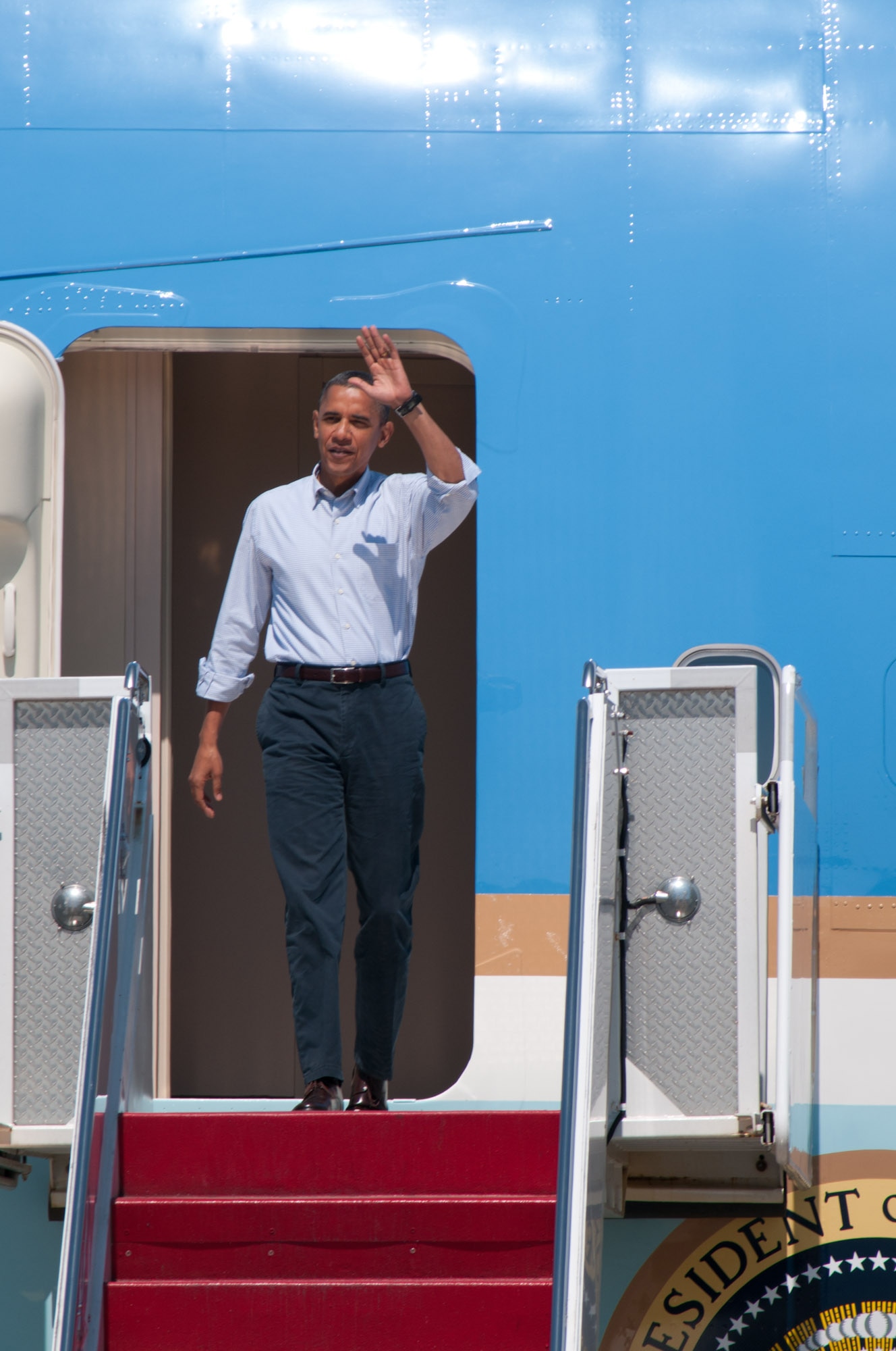 President Obama stops on Air Station Cape Cod on Aug. 19th 2010, before boarding Marine One bound for a vacation in Martha's Vineyard.