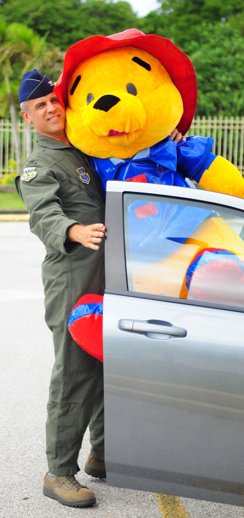 ANDERSEN AIR FORCE BASE, Guam ? ?Leave the place better than you found it.? We have all heard it before and the concept is simple, but for the current members of the 506th Expeditionary Air Refueling Squadron, deployed here from the 171st Air Refueling Wing Pittsburgh, PA, the phrase is more than a concept; it is a standard operating procedure. From Kyrgyzstan to Ecuador, the 171st has left its fingerprints on all the communities it has encountered. Some contributions they have made                                                                            prior to arriving here include buying furniture for a special needs school, raising money to install air conditioning in a children?s hospital, and delivering bicycles.  While deployed here in support of the Theatre Security Package the 506th continued their history of goodwill by collecting donations for the children of Machananao School. They hand carried their donations on the flight here. Upon arrival, they coordinated with the school to drop off the donations and also spent time at the school sitting in classes and even participating in recess with them. Led by commander Colonel Dave MacMillan the 506th donated computers, books for the libraries, clothes and also some sporting equipment.  They would like to repeat the process at every base they visit. The culture of giving and positive community relations is not always easily initiated. However, ask any recipient of such sacrifice and dedication and you will find that it is also not easily forgotten. (U.S. Air Force story and photos by Airman Julian North) 