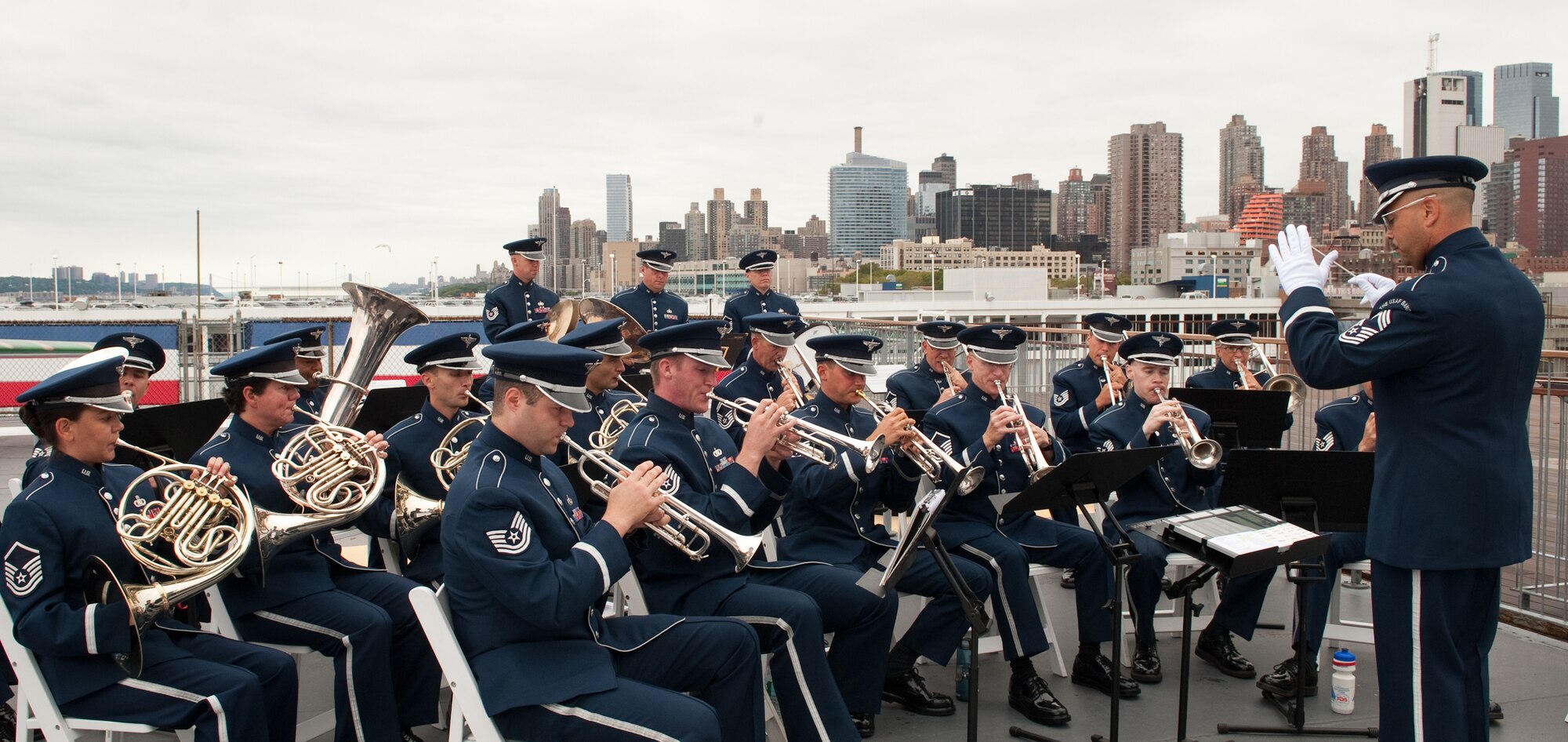 Members of the Air Force Band performs during the Air Force Week New York City proclamation ceremony at the Intrepid Sea, Air & Space Museum Aug. 24, 2010, in New York City. (U.S. Air Force photo/Lance Cheung)
