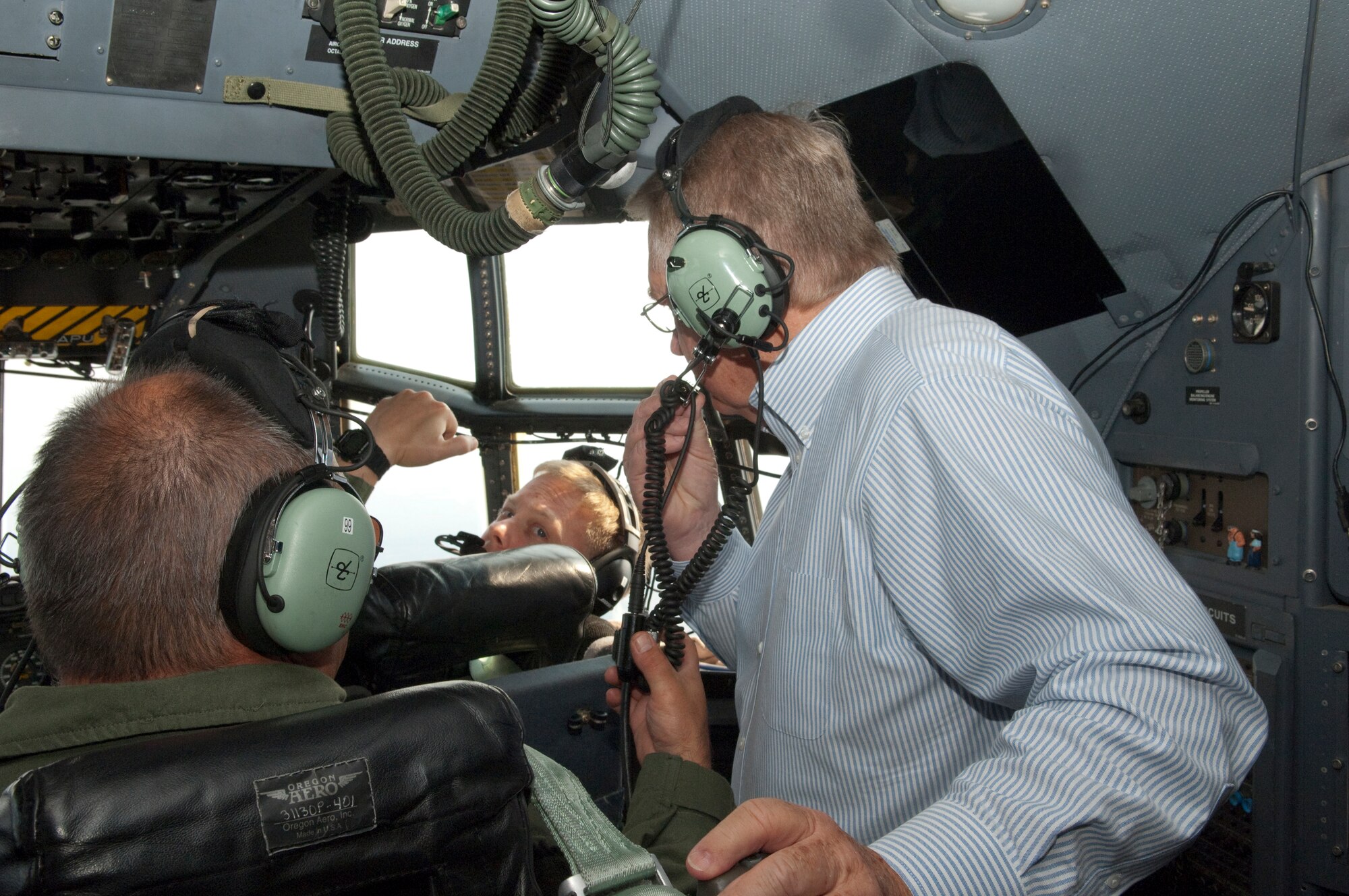 A civilian official talks with an Airman aboard a C-130 "Hercules" as they participate in Metro Mayors Day at the 133rd Airlift Wing on August 19, 2010. The Minnesota National Guard units at the Minneapolis-St. Paul International Airport brought local officials on base and on a flight on a military cargo aircraft to demonstrate the capabilities that could be available once authorized for communities. USAF Official Photo by Senior Master Sgt. Mark Moss