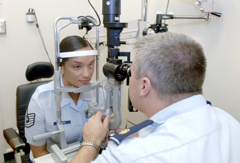 633rd MDG keeps an 'eye' on cataracts > Air Force Public Affairs ...