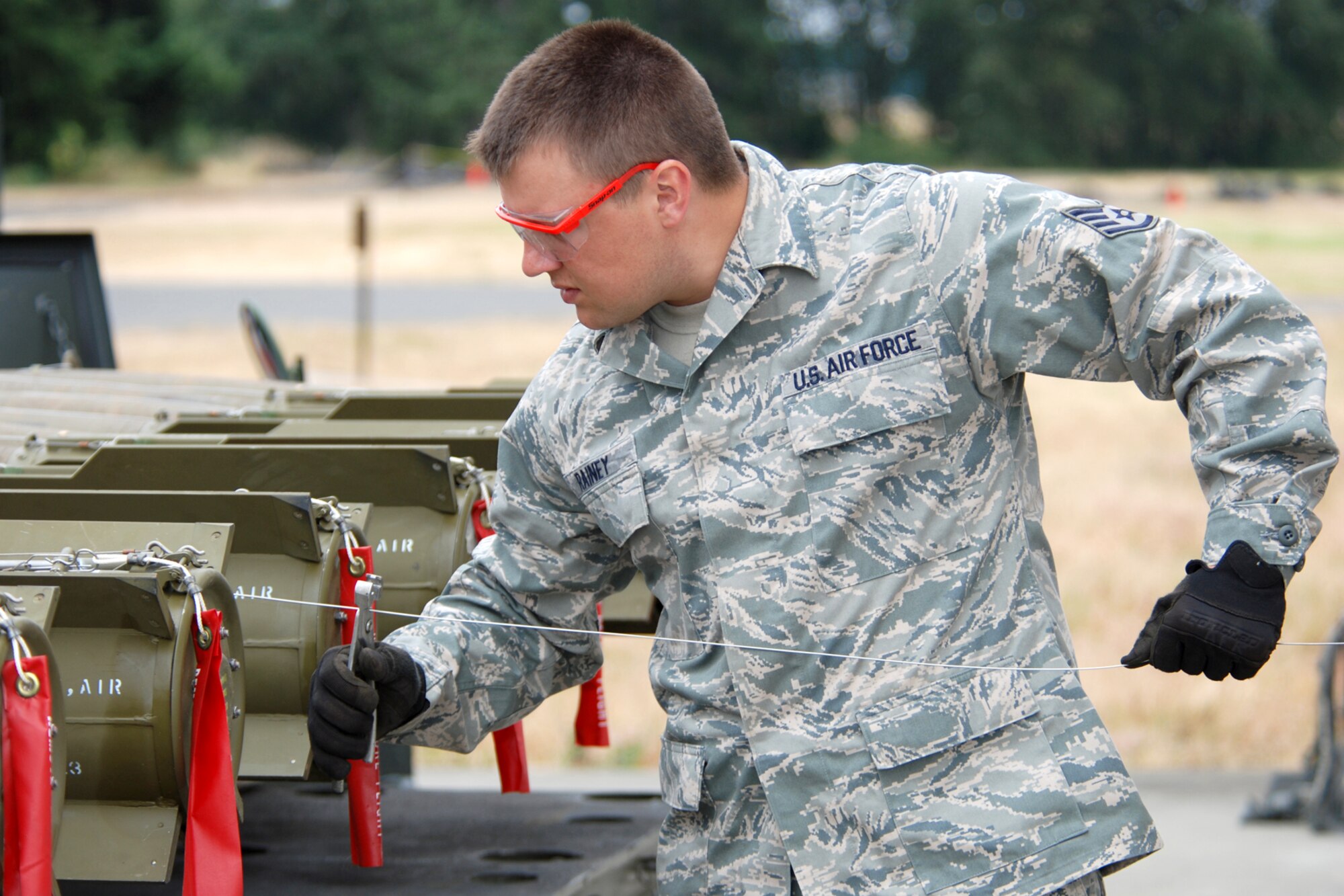 Pacific Thunder 2010 > 307th Bomb Wing > Article Display