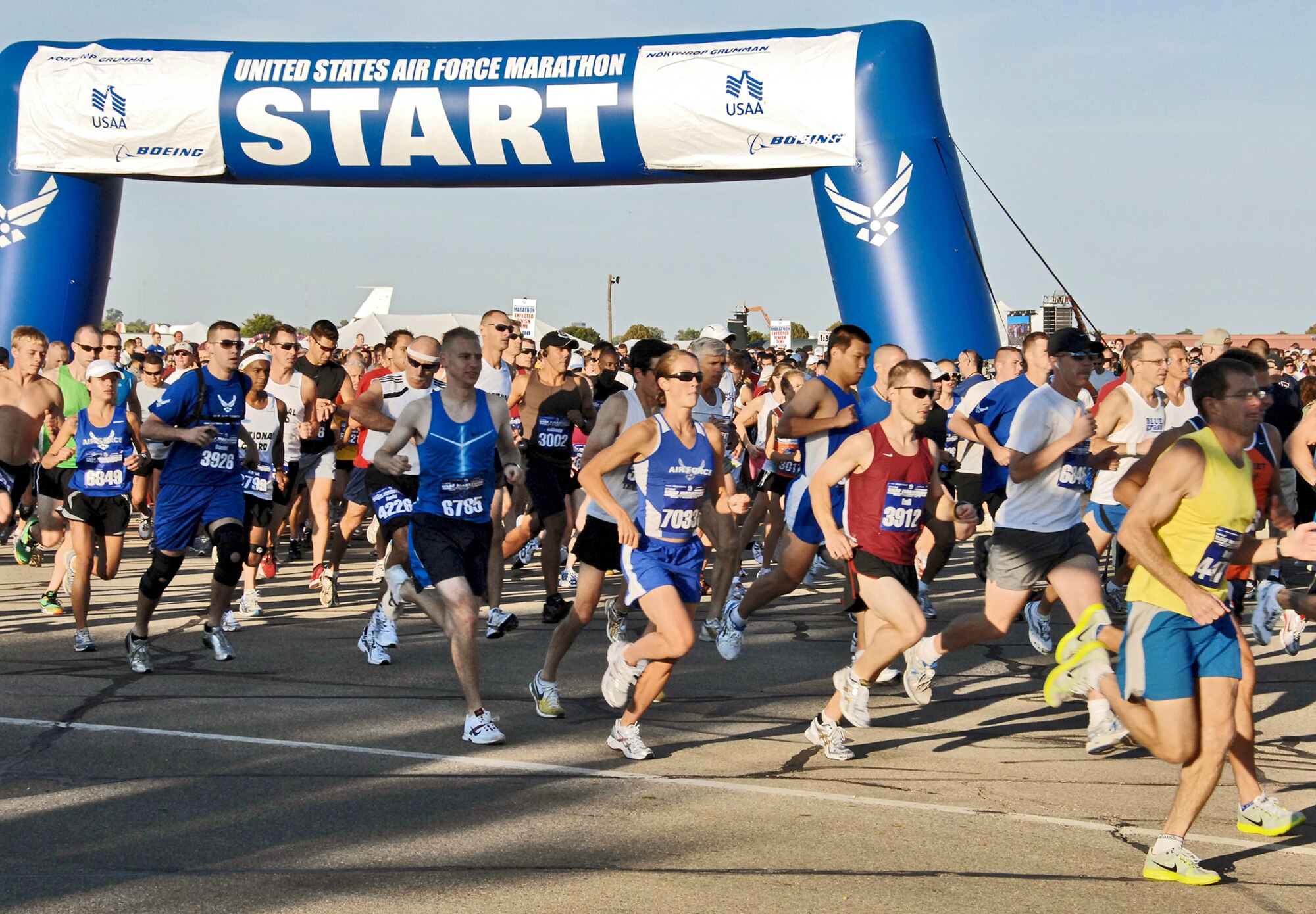 More than 3,800 runners start the half marathon last year at Wright-Patterson Air Force Base, Ohio. For the first time, the 2010 Air Force Marathon is maxed out for the full and half marathon. (U.S. Air Force photo/Ben Strasser)
