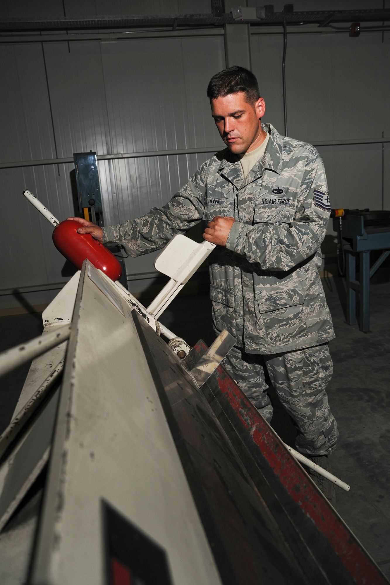 TRANSIT CENTER AT MANAS, Kyrgyzstan - Meet the Warrior of the Week. Tech. Sgt. Harold Layne is a  376th Expeditionary Aircraft Maintenance Squadron aircraft structural maintenance craftsman, deployed from the 92nd Maintenance Squadron, Fairchild Air Force Base, Wash.  He hails from Cincinnati, Ohio.  (U.S. Air Force photo/Staff Sgt. Nathan Bevier)