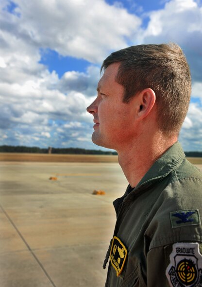 MOODY AIR FORCE BASE, Ga.-- Col. Gary Henderson, 23rd Wing commander, observes the performance of Maj. Dylan Thorpe, A-10 East Demonstration Team pilot, during a certification flight Nov. 30. After the completion of the flight Colonel Henderson provided his services during Major Thorpe’s promotion ceremony. (U.S. Air Force photo/Airman 1st Class Joshua Green)(RELEASED)
