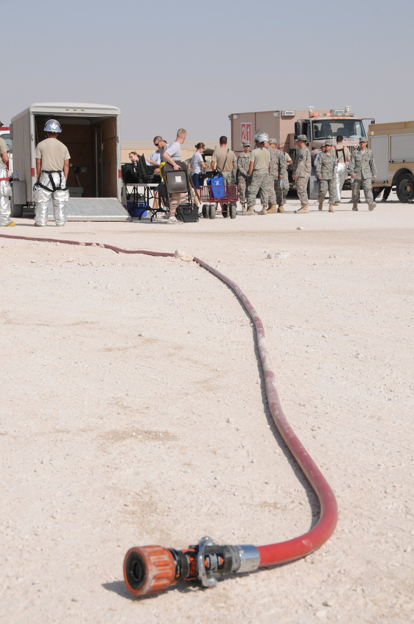 SOUTHWEST ASIA - Airmen set up a staging area here Oct. 28, during an interoperability exercise. (U.S. Air Force photo/Tech. Sgt. Kimberly Spinner)