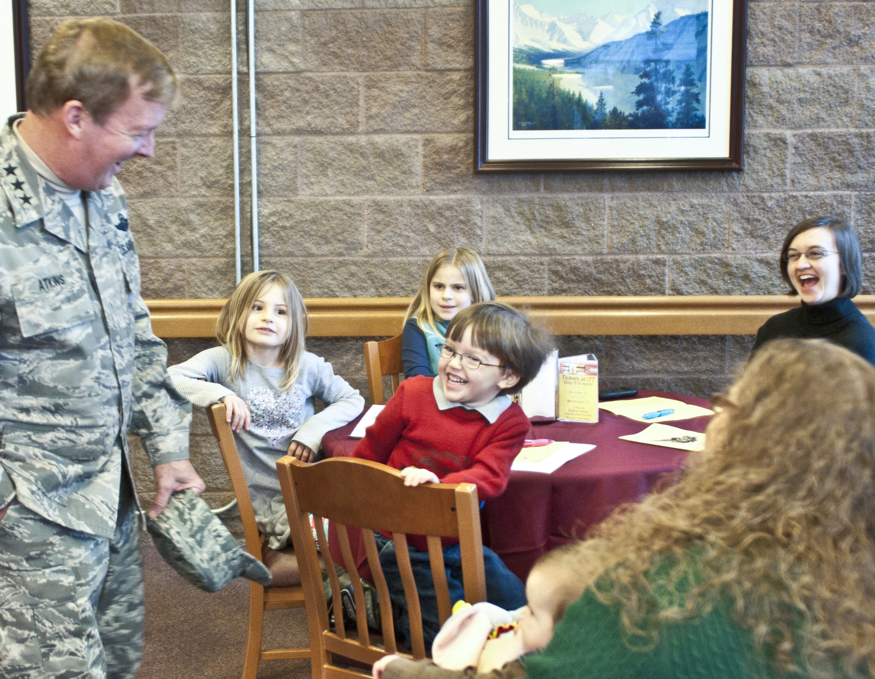 JBER dining facilities serve up Thanksgiving > Joint Base Elmendorf