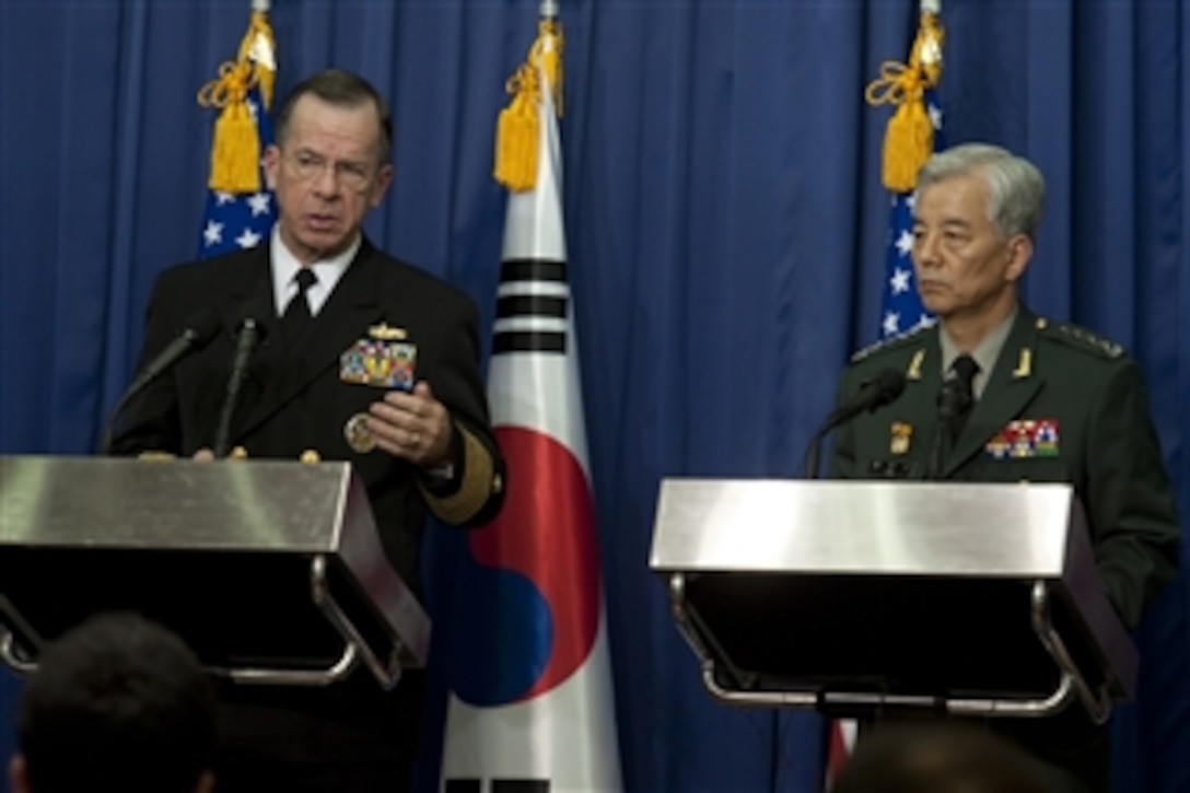 Chairman of the Joint Chiefs of Staff Adm. Mike Mullen, U.S. Navy, and Chairman of the South Korean Joint Chiefs of Staff Gen. Han Min-koo address the media during a joint press conference in Seoul, Republic of South Korea, on Dec. 8, 2010.  Mullen traveled to Korea to meet with defense officials there reassuring the strength of the U.S.-South Korean alliance in light of recent tensions with the north.  