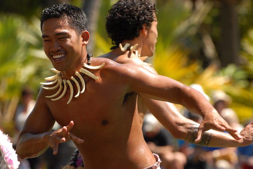 NORTH SHORE, Oahu -- Performers demonstrate various polynesian cultures at the Polynesian Culture Center. The center features a 42-acre facility for guests to experience different hands-on activities, watch shows and shop. Guest can watch Rainbows od Paradise, Hawaii's only water borne canoe padget, and the main show Ha: Breath of Life. (U.S. Air Force photo/Staff Sgt. Mike Meares)   