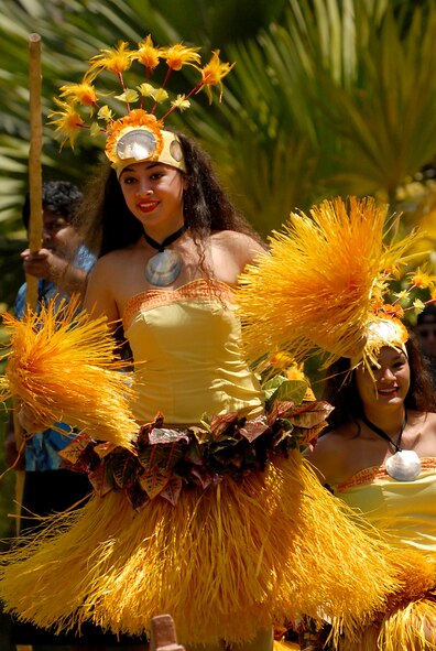 NORTH SHORE, Oahu -- Performers demonstrate various polynesian cultures at the Polynesian Culture Center. The center features a 42-acre facility for guests to experience different hands-on activities, watch shows and shop. Guest can watch Rainbows od Paradise, Hawaii's only water borne canoe padget, and the main show Ha: Breath of Life. (U.S. Air Force photo/Staff Sgt. Mike Meares)   