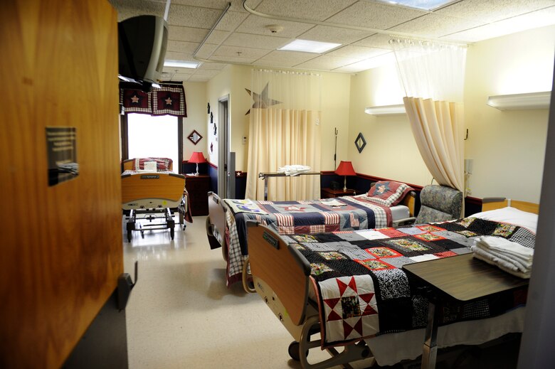 A patient’s room at the 375th Aeromedical Staging Flight is shown here, decorated to offer a relaxing, home-like atmosphere Dec. 13. This room is sponsored and designed by the 618th Air and Space Operations Center (TACC) and is one of 17 rooms and nine common areas sponsored by various agencies around the base. (U.S. Air Force photo/ Staff Sgt. Ryan Crane)