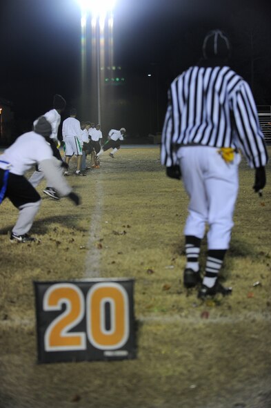 MOODY AIR FORCE BASE, Ga. -- Team members from the 23rd Medical Group prepare for a kickoff during the championship flag football game against the 23rd Operational Support Squadron Dec. 13. The 23rd OSS couldn’t keep the 23rd MDG from scoring and ended up losing the game 24-6. (U.S. Air Force photo/Airman 1st Class Douglas Ellis)(RELEASED)
