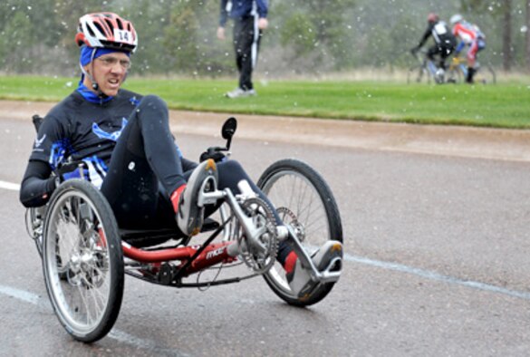 The application deadline for the 2011 Warrior Games is Jan. 11. With the holidays approaching, Air Force officials encourage qualifying Airmen to submit applications as soon as possible. (U.S. Air Force photo/Staff Sgt. Desiree N. Palacios)