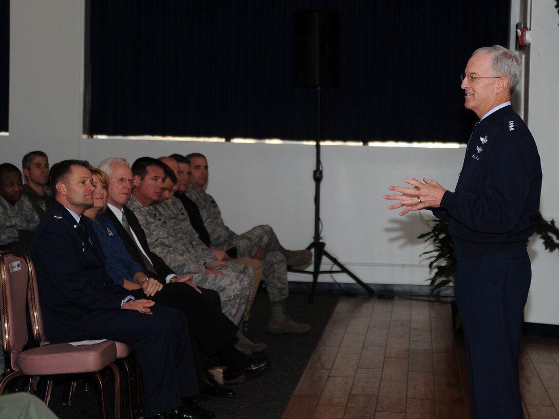 General Douglas Fraser, Southern Command commander, speaks to members of
Joint Base Andrews at the community activities center Dec. 14, 2010. General
Fraser spoke as part of the 11th Wing Leadership series, which invites guest
leaders to come and speak.  General Fraser took command of Southern Command
in June of 2009 after serving as the deputy commander of U.S. Pacific
Command. (U.S. Air Force photo by Senior Airman Melissa V. Brownstein) 
