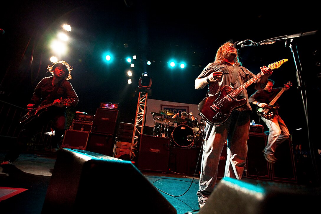 Wind-up Records rock band Seether shreds entertains a crowd of Marines, sailors and their families during a concert on Marine Corps Base Hawaii, Dec. 17, 2010. “There’s nothing like a bunch of fired-up Marines,” said Shaun Morgan, Seether’s frontman. “What you guys do is a selfless service, so the least we can do is come out here and honor you.” At the end of the free concert, sponsored by the United Service Organizations, Morgan gave a “shout-out” to Marines and sailors from 3rd Battalion, 3rd Marine Regiment, who recently returned from a seven-month deployment to Afghanistan in support of Operation Enduring Freedom. “Welcome back, guys,” he said.