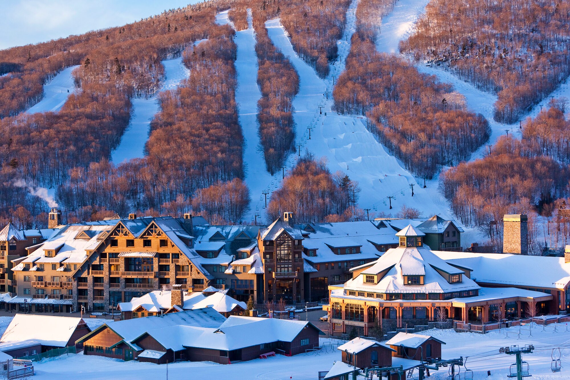 Groomed ski trails lead to the lodge at Stowe Mountain during a Yellow Ribbon Reintegration event Dec. 10-12.  In fiscal year 2010, the Air Force hosted 82 such events, with 8,100 reservists who had been recently activated to support operations in Iraq and Afghanistan. (Photo courtesy of Stowe Mountain)