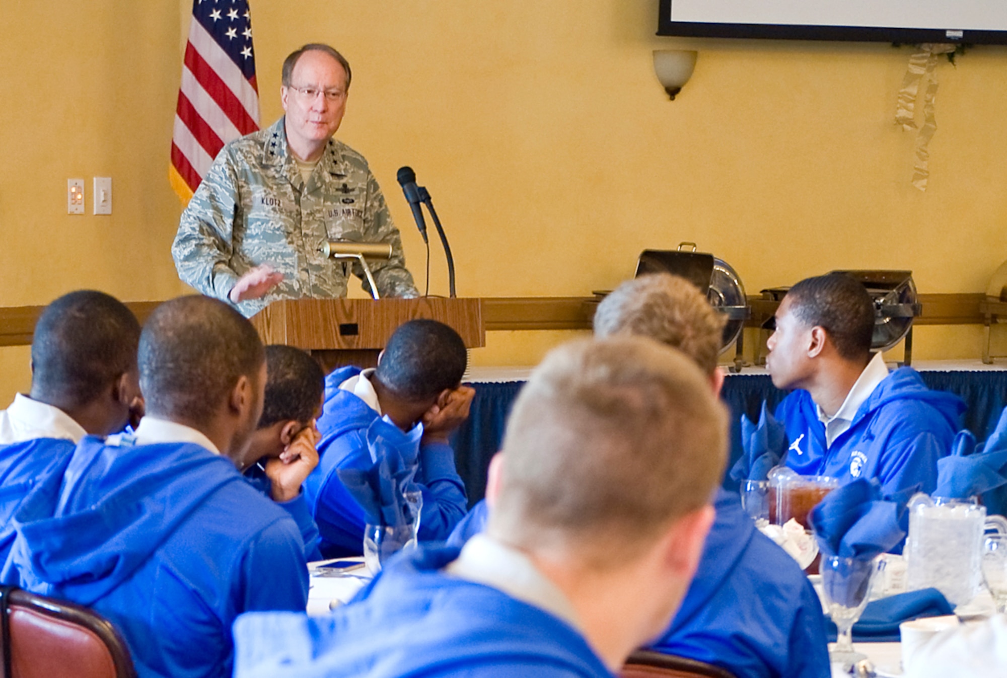 Lt. Gen. Frank G. Klotz speaks to members of the U.S. Air Force Academy football team and guests from Barksdale Air Force Base, La., during a lunch Dec. 23, 2010, on Barksdale AFB. General Klotz is the Air Force Global Strike Command commander and a 1973 distinguished graduate of the U.S. Air Force Academy. The team is in town for the Independence Bowl Dec. 27, 2010, where the Falcons will face the Georgia Tech Yellow Jackets. (U.S. Air Force photo/Senior Airman Chad Warren)