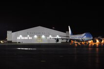 Air Force One taxis toward the 15th Wing distinguished visitor parking ramp, Joint Base Pearl Harbor-Hickam, Hawaii Dec. 22. General Gary North, Pacific Air Forces commander, Col. Sam Barrett, 15th Wing commander and Capt. Tyisha Owens, PACAF Protocol officer, greeted the President upon arrival. The President and his family are expected to stay in Hawaii through the new year. (U.S. Air Force photo/Staff Sgt. Nathan Allen)