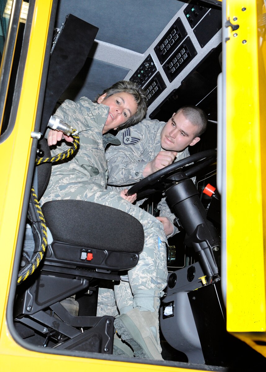 Elmendorf wins CINC Installation Excellence Award > Joint Base