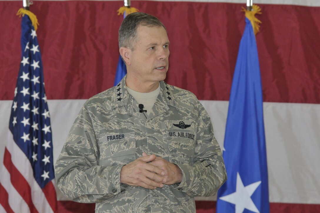Gen. William Fraser, Air Combat Command commander, addresses members of 1st Air Force during a two-day visit to Tyndall AFB, Fla., Jan. 28 and 29. (U.S. Air Force Photo by Lisa Norman)