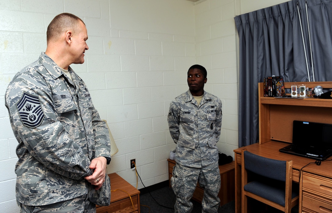 NELLIS AIR FORCE BASE, Nev. -- Chief Master Sgt. of the Air Force James A. Roy conducts a dorm inspection at Airman 1st Class Ryan Lowery's dorm, Feb. 3. (U.S. Air Force photo by Airman 1st Class Brett Clashman/RELEASED)      Chief Master Sgt. of the Air Force James A. Roy conducts a dorm inspection Feb. 3, 2010, in Airman 1st Class Ryan Lowery's room, at Nellis Air Force Base, Nev. (U.S. Air Force photo/Airman 1st Class Brett Clashman)