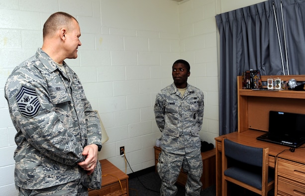 NELLIS AIR FORCE BASE, Nev. -- Chief Master Sgt. of the Air Force James A. Roy conducts a dorm inspection at Airman 1st Class Ryan Lowery's dorm, Feb. 3. (U.S. Air Force photo by Airman 1st Class Brett Clashman/RELEASED)






















  












 











































  












 





















Chief Master Sgt. of the Air Force James A. Roy conducts a dorm inspection Feb. 3, 2010, in Airman 1st Class Ryan Lowery's room, at Nellis Air Force Base, Nev. (U.S. Air Force photo/Airman 1st Class Brett Clashman)


