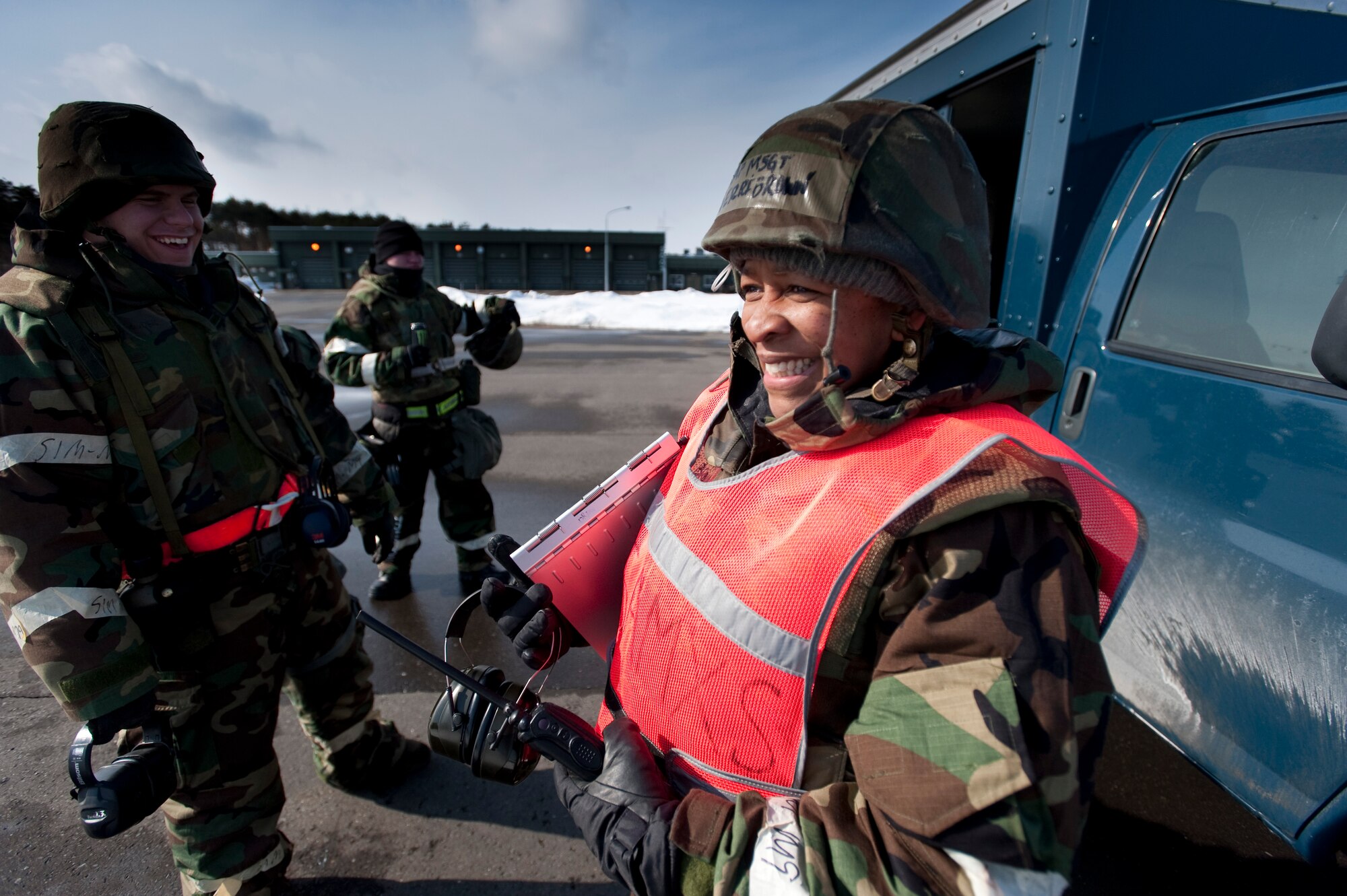 MISAWA AIR BASE, Japan -- Master Sgt. Gerri Brown, 35th Aircraft Maintenance Squadron on-scene supervisor, prepares her Airmen to respond to a simulated in-flight emergency on the flightline Feb. 2. The simulation gave the maintenance crew a chance to practice, and be evaluated on, how to handle a jammed gun on an F-16 Fighting Falcon. (U.S. Air Force photo/Staff Sgt. Samuel Morse)