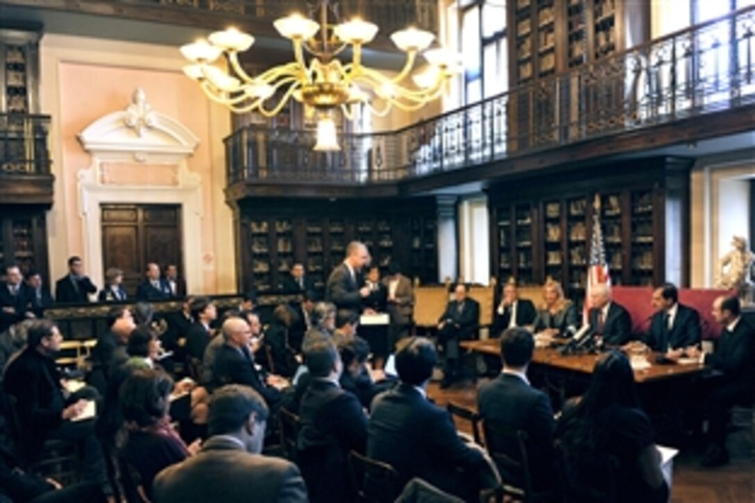 U.S. Defense Secretary Robert M. Gates and Italian Defense Minister Ignazio La Russa conduct a joint press conference at Palazzo Marina in Rome, Feb. 7, 2010.