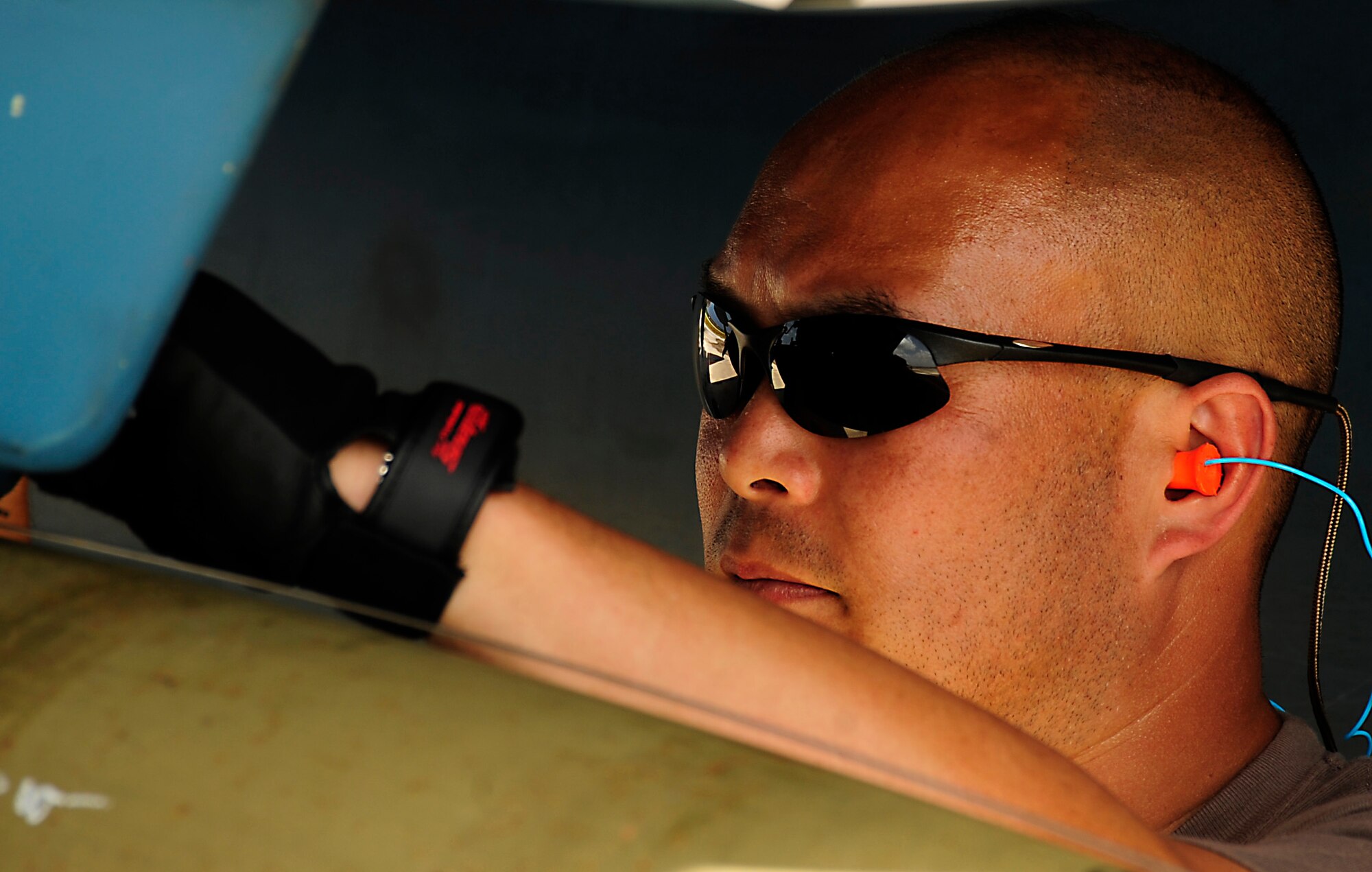 Japanese maintenance crew member T/Sgt Kenioki Sakamoto, 8th Combat Wing, 6th TF Squadron, Tsuiki AB, Japan, prepare their F2 for ammunitions upload during Cope North on Andersen Air Force Base, Guam on Feb. 9, 2010. The United States Air Force and the Japanese Air Self-Defense Force conduct Cope North annually to increase combat readiness and interoperability, concentrating on coordination and evaluation of air tactics, techniques, and procedures. The ability for both nations to work together increases their preparedness to support real-world contingencies.
(USAF photo by Staff Sgt. Andy M. Kin)
