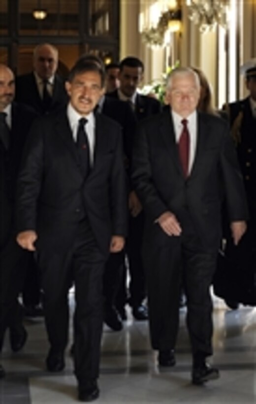 Secretary of Defense Robert M. Gates meets with Italian Defense Minister Ignazio La Russa at Palazzo Marina in Rome, Italy, on Feb. 7, 2010.  