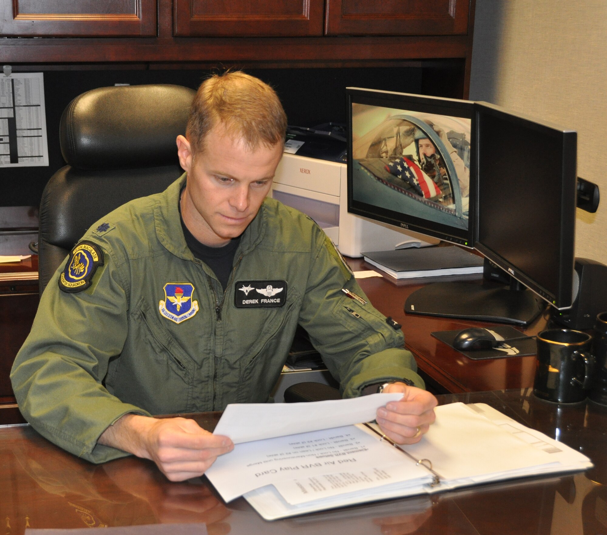 Lt. Col. Steven France took command of the 43rd Fighter Squadron June 2008. (U.S. Air Force photo by Airman 1st Class Rachelle Elsea)
