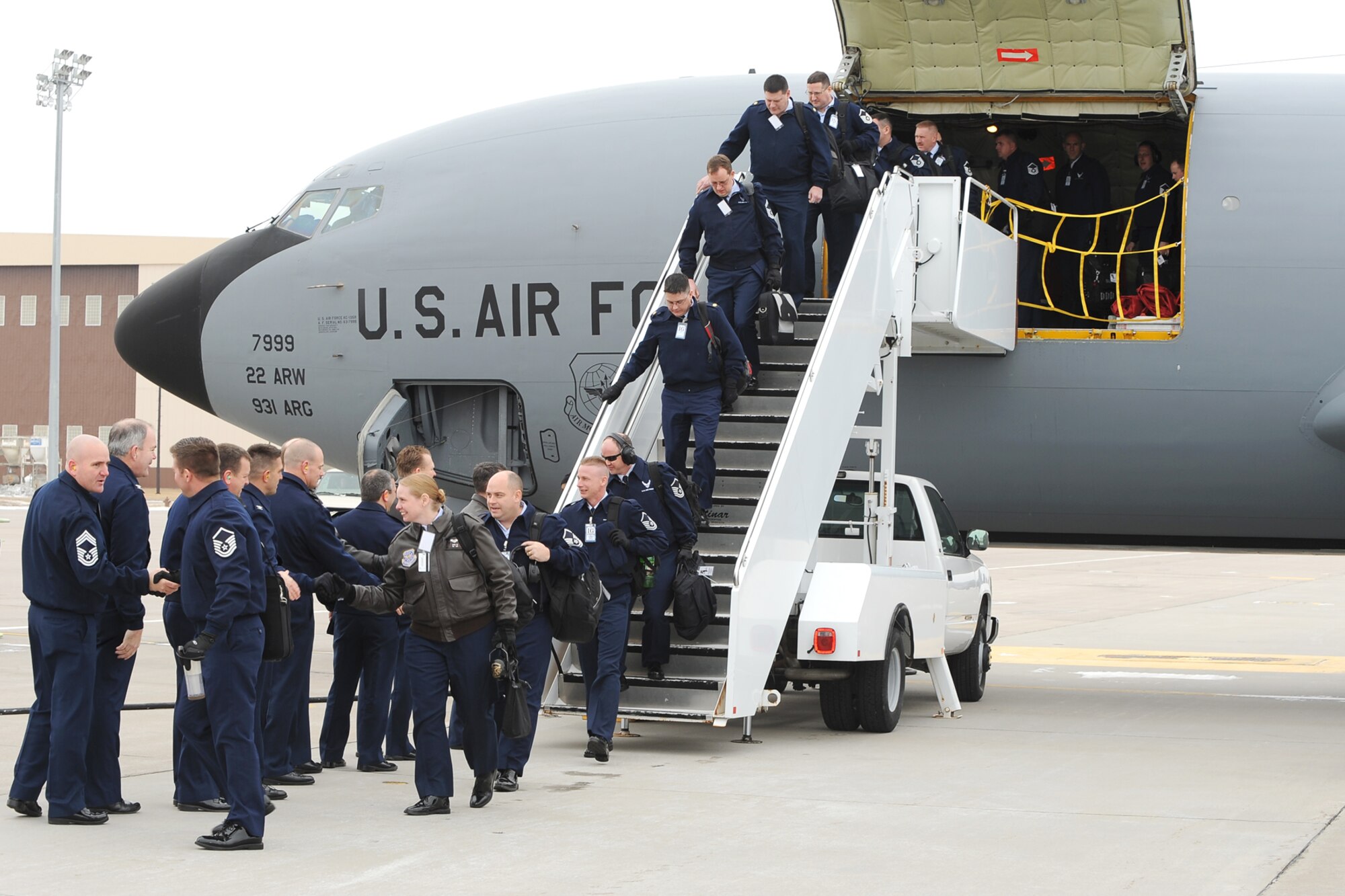 McConnell leadership welcomes Air Mobility Command’s unit compliance inspection teams here, arriving Feb. 22, 2010 at McConnell Air Force Base, Kan. During the base-wide UCI, inspectors will evaluate how well the 22nd Air Refueling Wing adheres to Air Force and Air Mobility Command policy. (U.S. Air Force Photo/Staff Sgt. Jamie Train) 