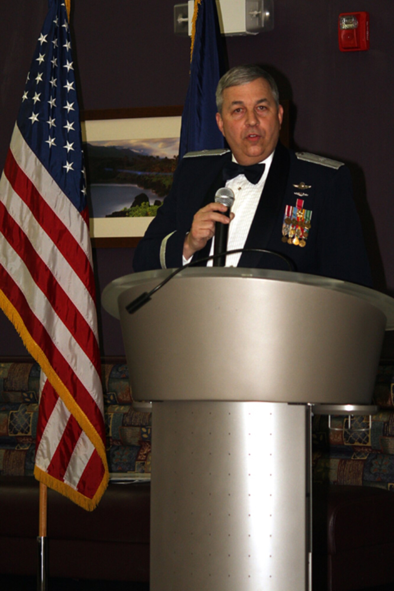 GRISSOM AIR RESERVE BASE, Ind., -- Brig. Gen. Dean Despinoy, 434th Air Refueling Wing Commander, thanks the many members of the Grissom Community Council and local civic leaders who were in attendance as the 2010 Annual Awards Banquet  (U.S. Air Force photo/Tech. Sgt. Mark Orders-Woepmner)