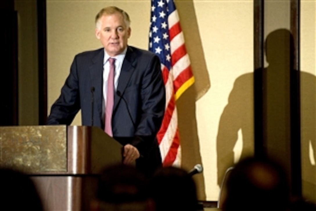 Deputy Defense Secretary Wiliam Lynn addresses the American Federation of Government Employees in Washington, D.C., Feb. 20, 2010. AFGE is the largest federal employee union, representing 600,000 federal and D.C. government workers nationwide and overseas.