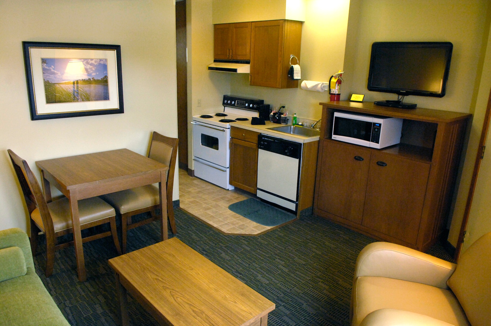 MINOT AIR FORCE BASE, N.D. -- One of the Sakakawea Inn’s recently remodeled visiting airman quarters is shown here Feb. 17. The Sakakawea Inn recently completed renovations of 27 visiting quarters, dramatically improving the quality of life for Minot Airmen, their families and visitors. (U.S. Air Force photo by Senior Airman Benjamin Stratton)