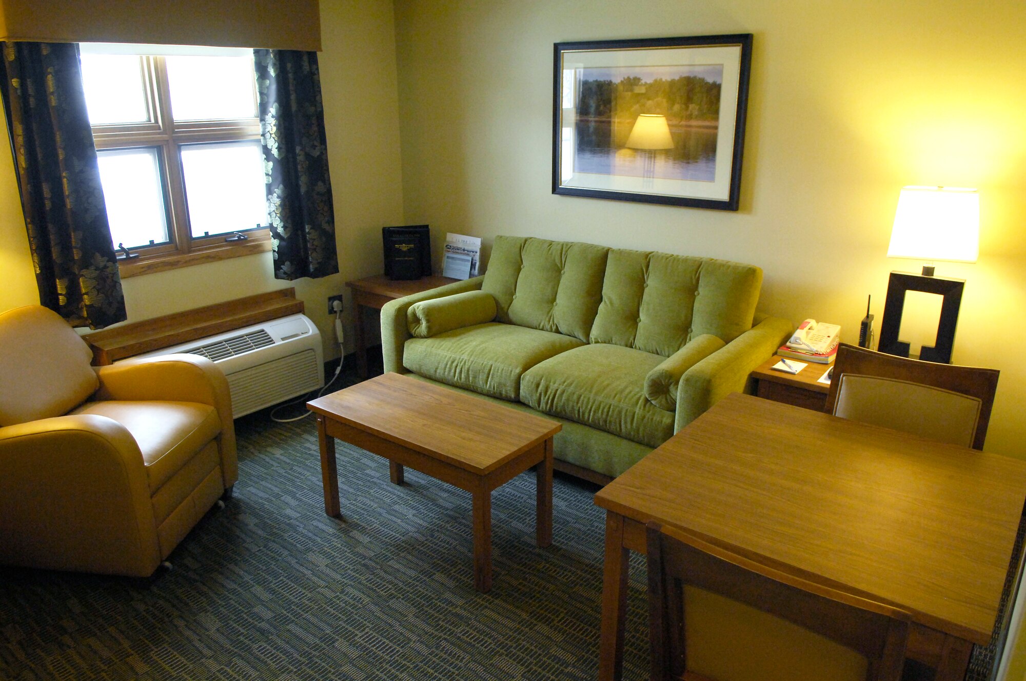 MINOT AIR FORCE BASE, N.D. -- One of the Sakakawea Inn’s recently remodeled visiting airman quarters is shown here Feb. 17. The Sakakawea Inn recently completed renovations of 27 visiting quarters, dramatically improving the quality of life for Minot Airmen, their families and visitors. (U.S. Air Force photo by Senior Airman Benjamin Stratton)