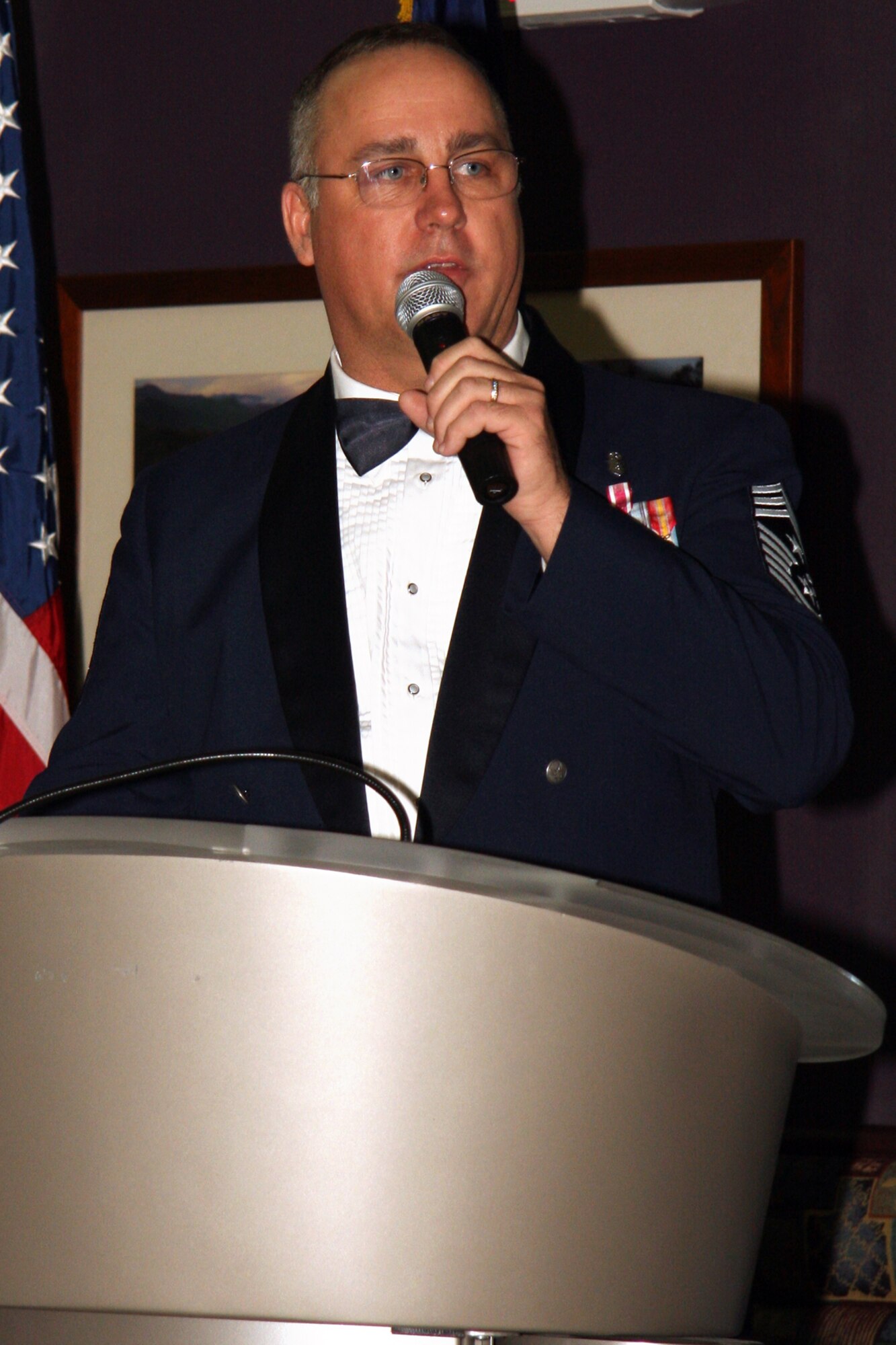 GRISSOM AIR RESERVE BASE, Ind. , -- Chief Master Sgt. Larry Brady, 434th Air Refueling Wing command chief, addresses the crowd during Grissom's annual awards banquet.  (U.S. Air Force photo/Tech. Sgt. Mark Orders-Woempner)