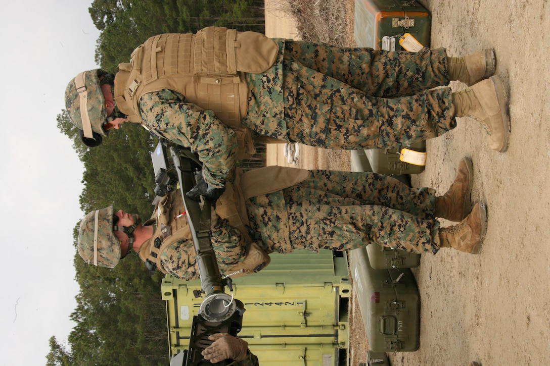 Marines from Cherry Point’s 2nd LAAD prepare a Stinger missile simulator prior to firing the weapon near 2nd LAAD’s Bravo Battery. The simulators launch a dummy projectile and imitate the use of an actual missile. Marines from the battalion participated in the exercise in order to become proficient at using the Stinger missile.