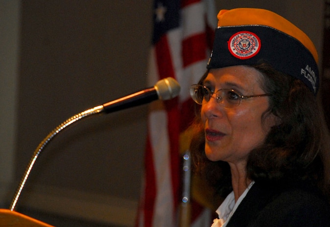Catherine La Valle speaks to attendees at an American Military Retirees Association meeting held at the Charleston Club here Feb. 20. The meeting outlined the AMRA's objectives and intent to start a new South Carolina chapter. Ms. La Valle is the AMRA national president. (U.S. Air Force photo/Staff Sgt. Daniel Bowles)