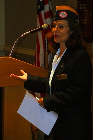 Catherine La Valle speaks to attendees at an American Military Retirees Association meeting held in the Charleston Club here Feb. 20. The meeting outlined the AMRA's objectives and intent to start a new South Carolina chapter. Ms. La Valle is the AMRA national president. (U.S. Air Force photo/Staff Sgt. Daniel Bowles)