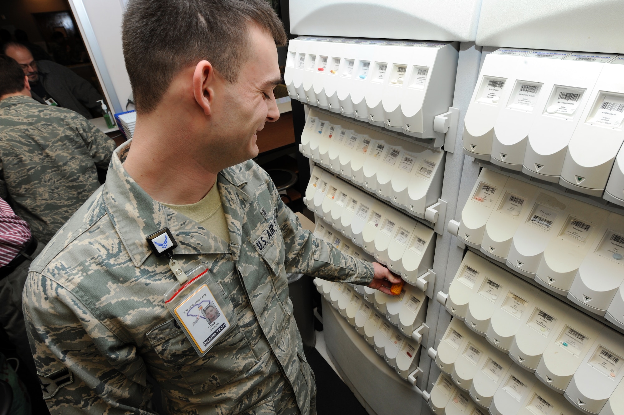 SHAW AIR FORCE BASE, S.C. -- Airman 1st Class Joseph Clark, a pharmaceutical journeyman with the 20th Medical Support Squadron fills a prescription for a patient Jan. 6. (U.S. Air Force photo/Tech. Sgt. Louis Rivers)