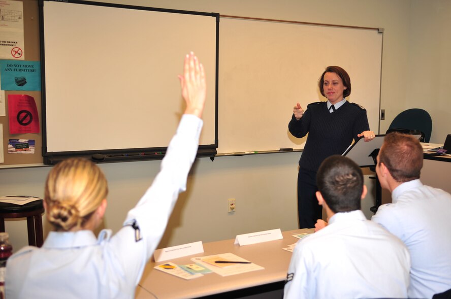 Master Sgt. Tonya Darner, First Term Airman's Center superintendent, calls on a student during a FTAC class on Seymour Johnson Air Force Base, N.C., Jan. 4, 2010. Lately, the classes have been filled to capacity with an unusual influx of Airmen from technical training school. Sergeant Darner hails from West Alexandria, Ohio. (U.S. Air Force photo/Airman 1st Class Rae Perry)