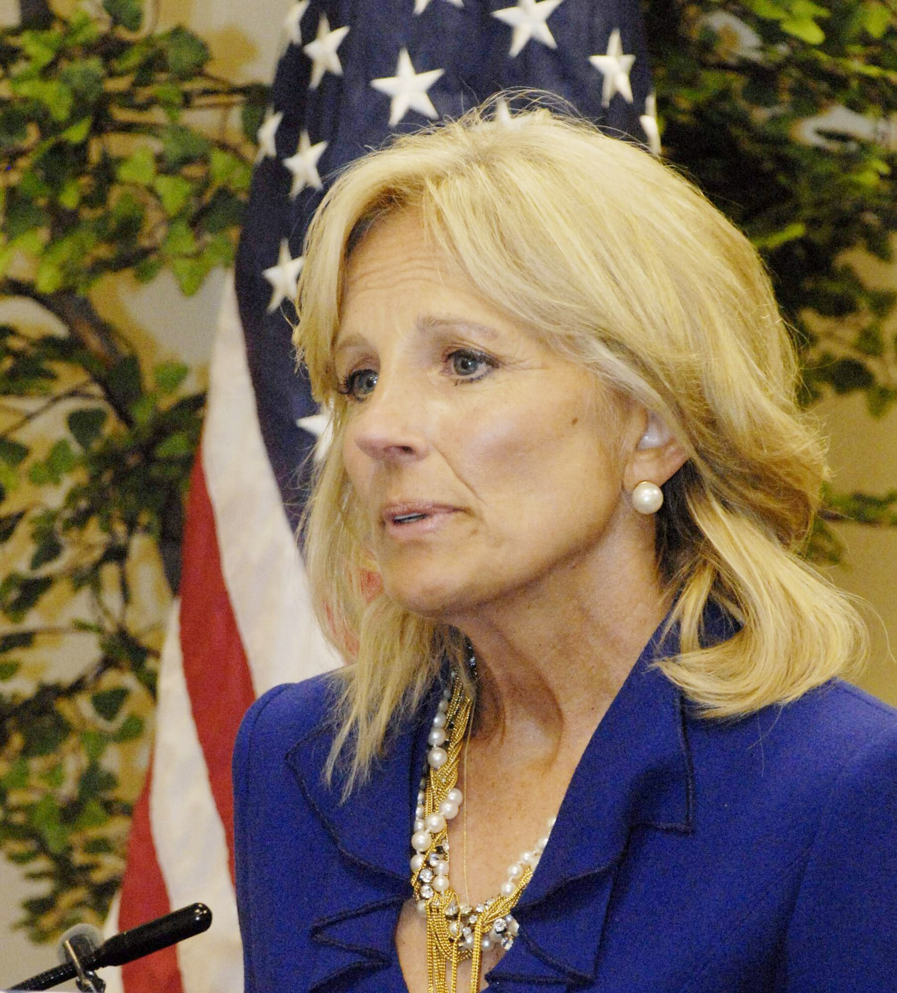 Dr. Jill Biden, wife of Vice President Joseph Biden, talks to the staff of the Center for Families of the Fallen at the Air Force Mortuary Affairs Operations Center Jan. 6, 2010, at Dover Air Force Base, Del. (U.S. Air Force photo/Master Sgt. Stan Parker)
